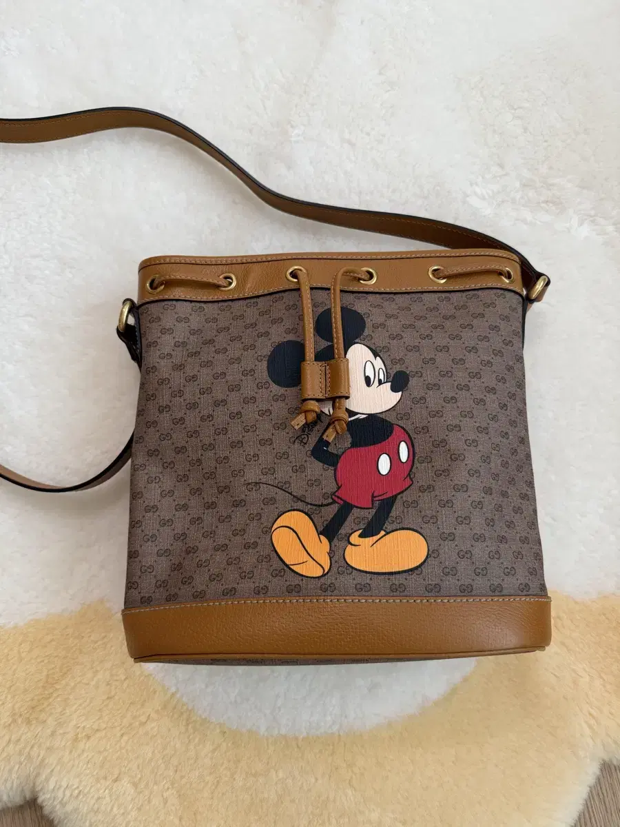 gucci mickey bucket bag 구찌 버킷백